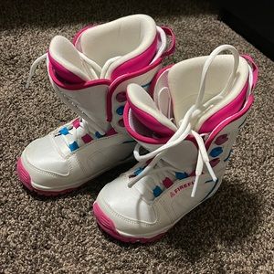 Kids 1.5 snowboarding boots